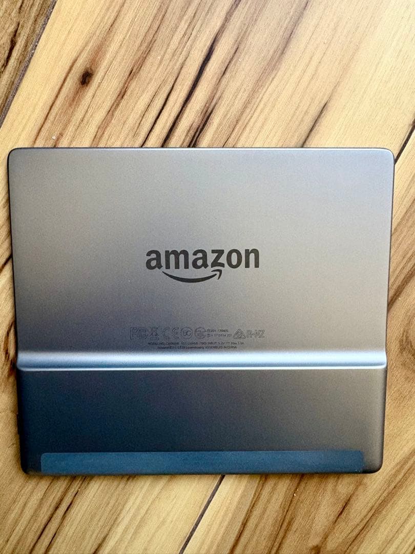 Kindle Oasis (第9世代) 32GB Wi-Fi 広告なし カバー付