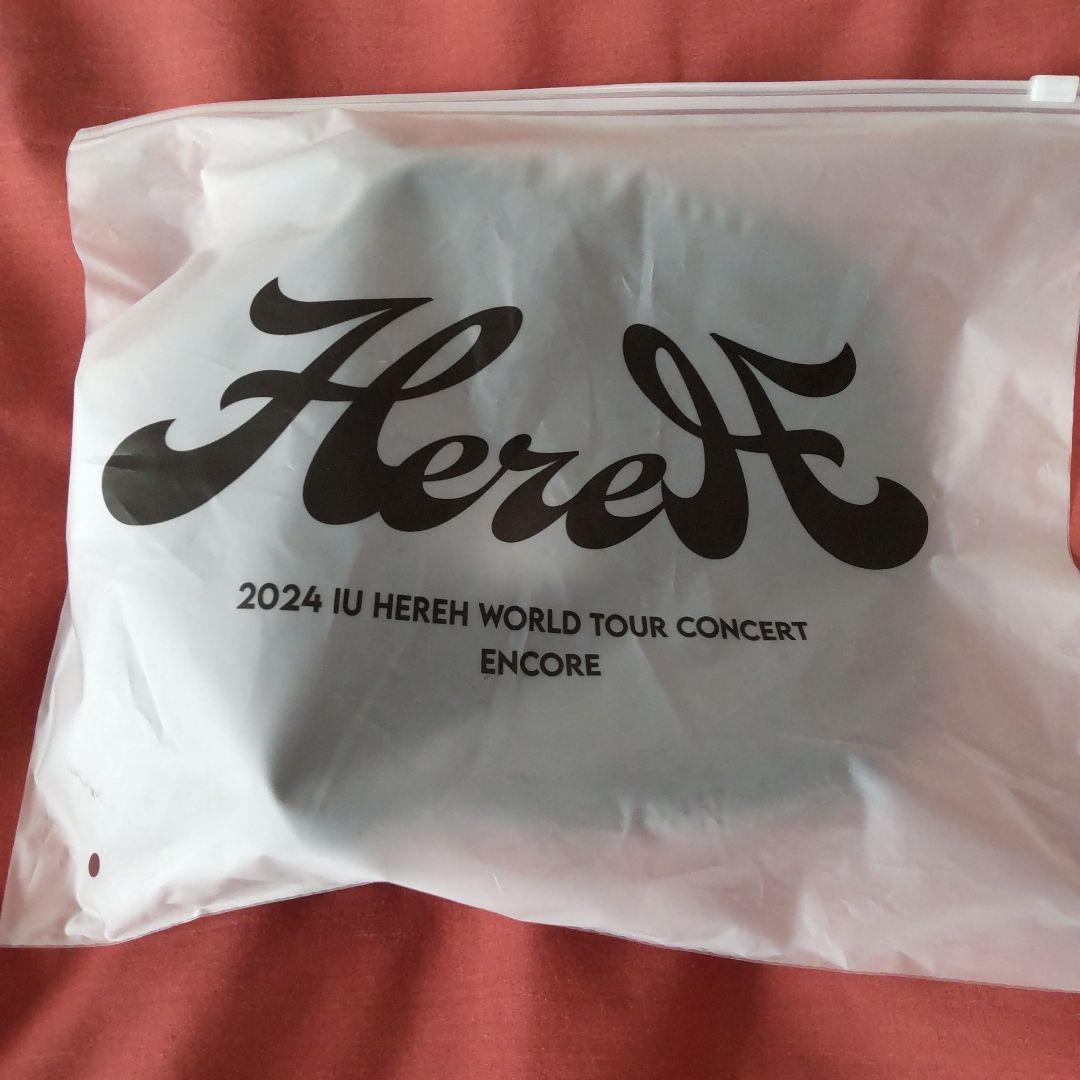 2024 IU HEREH WORLD TOUR CONCERT + キャップ