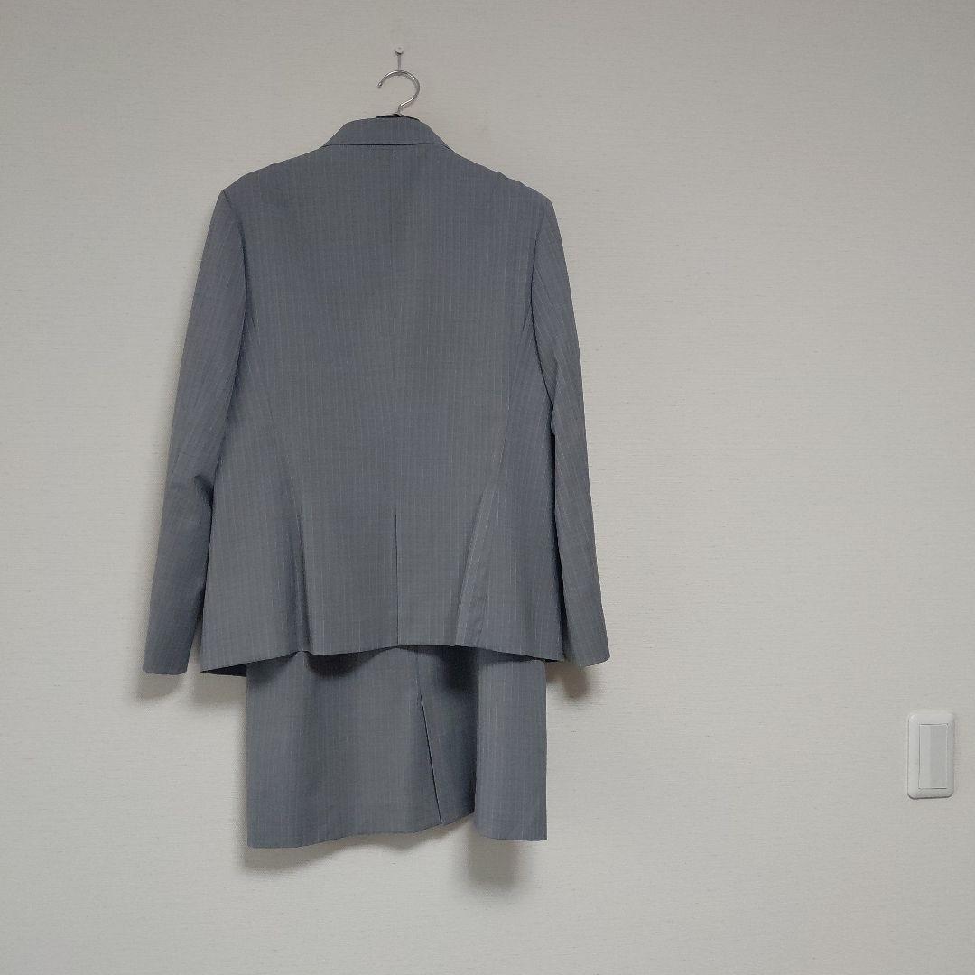【美品】 23区 スカートスーツ 大きいサイズ 44 ストライプ グレー