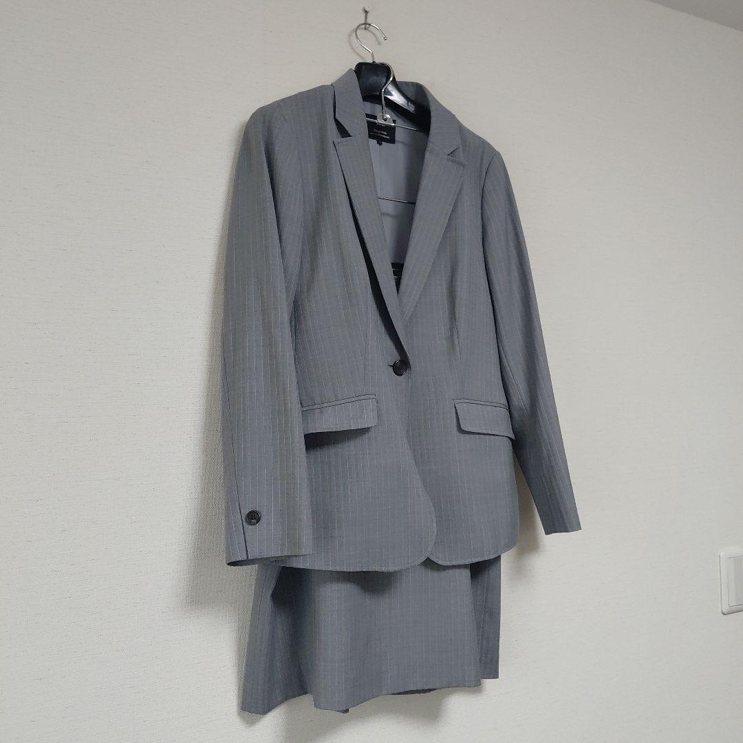 【美品】 23区 スカートスーツ 大きいサイズ 44 ストライプ グレー