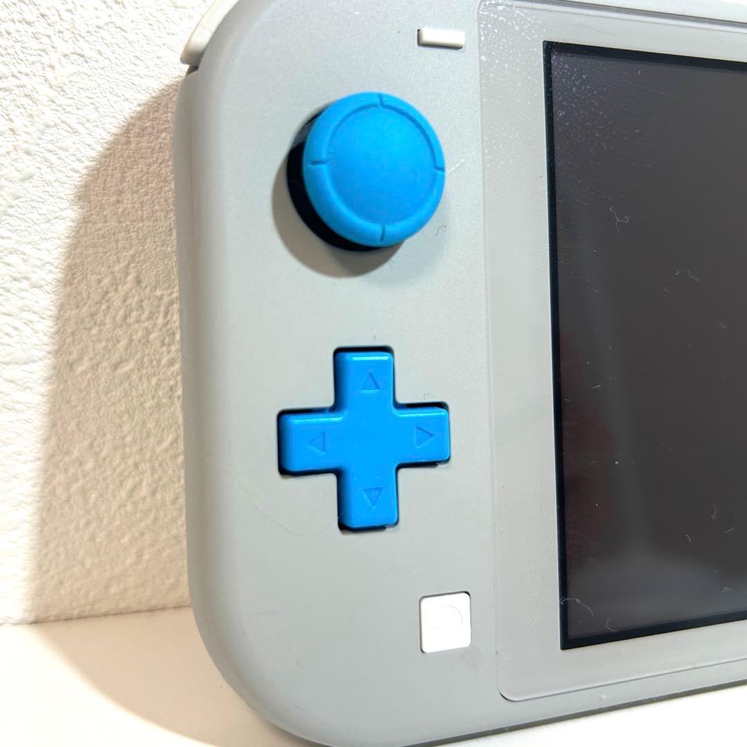 Nintendo Switch Lite ソード&シールドver