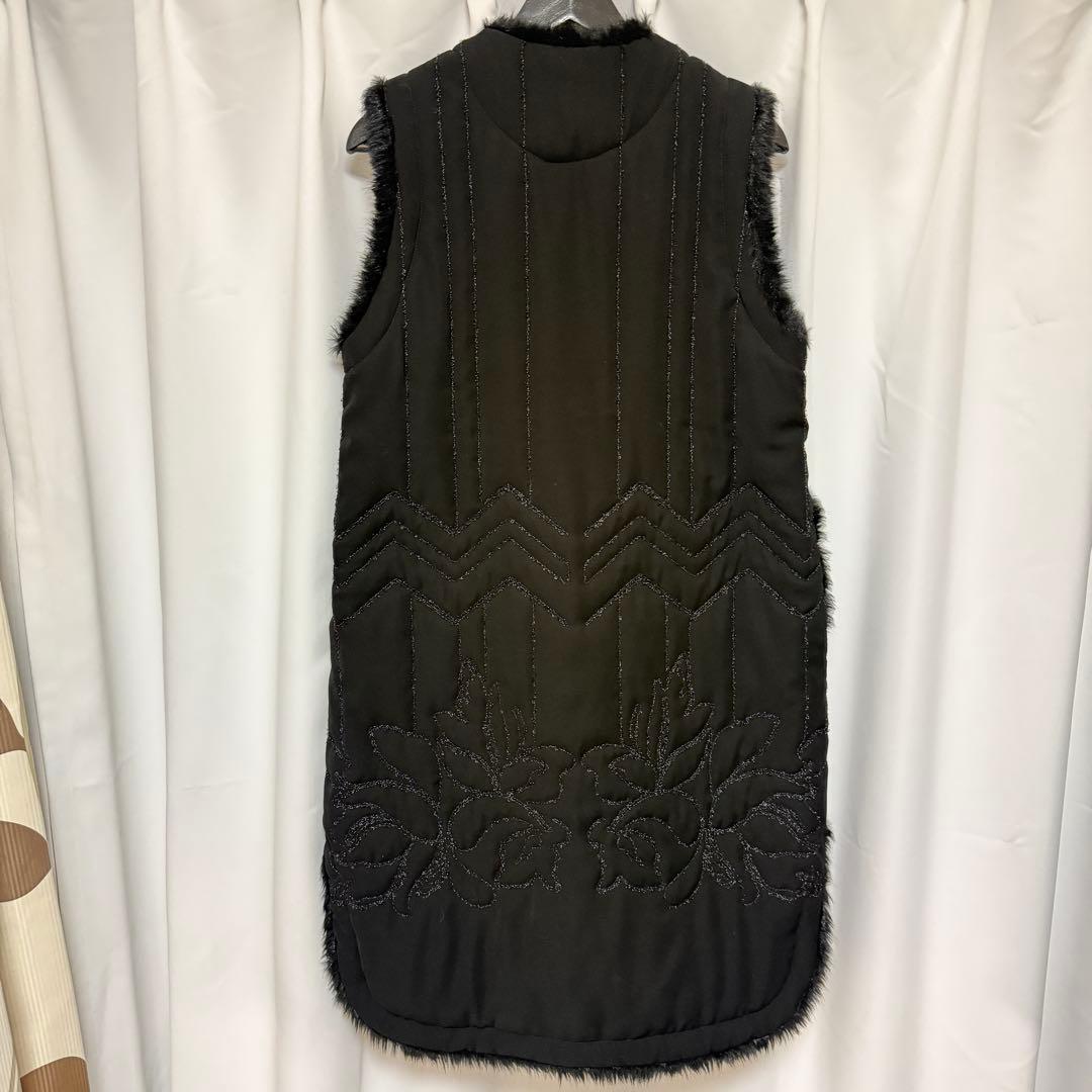 美品　ノワールケイニノミヤ　中綿刺繍ロングベスト　コート　キルティング　XS