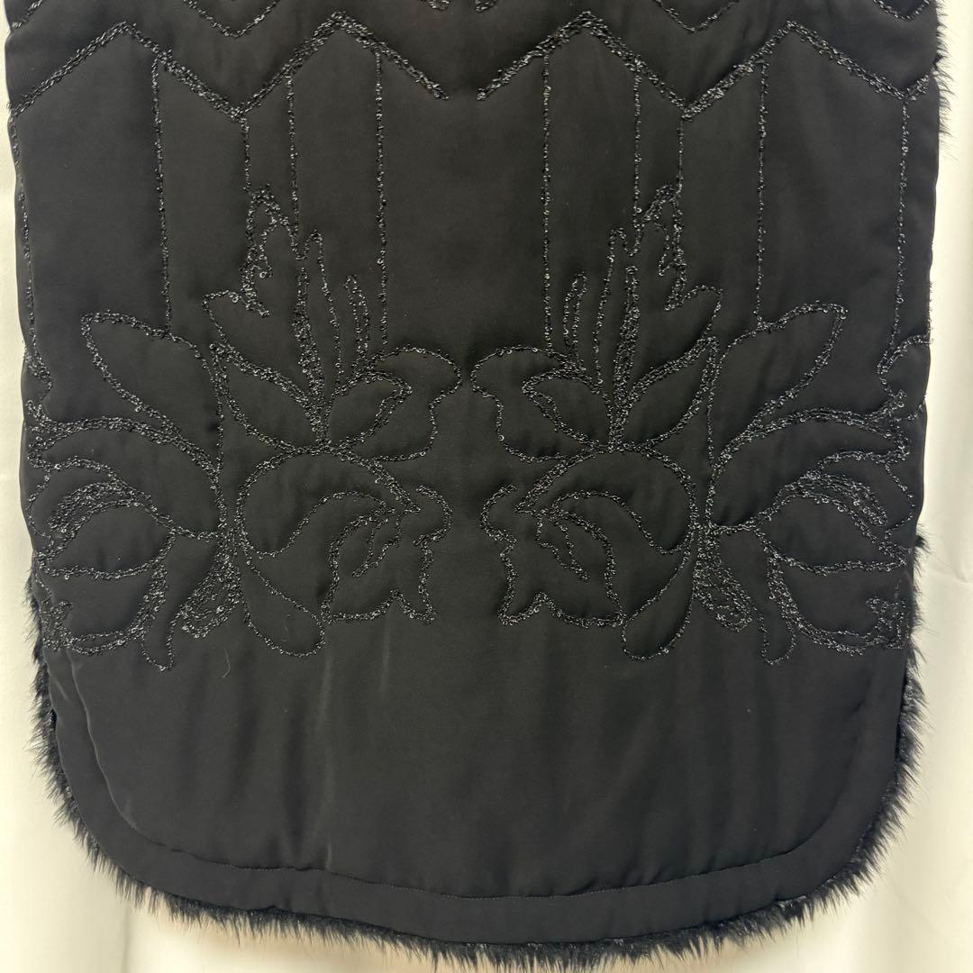 美品　ノワールケイニノミヤ　中綿刺繍ロングベスト　コート　キルティング　XS