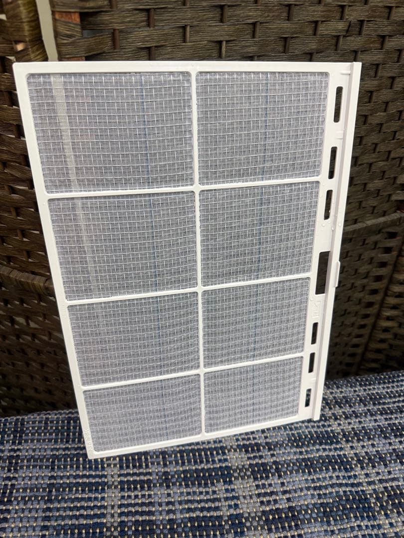 【超美品】コロナ　冷暖房兼用　窓用エアコン　ウインドエアコン　CWH-A1822