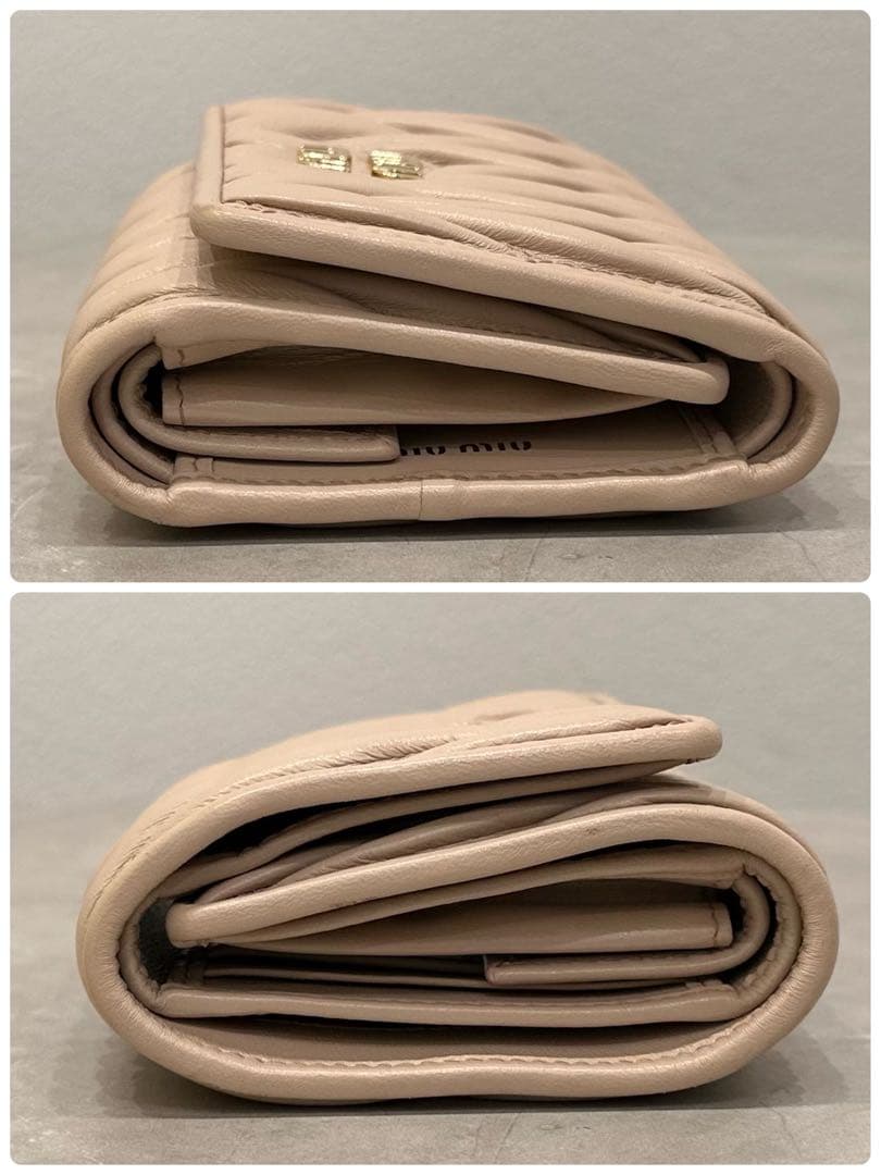 ◇Miu Miu ミュウミュウ マテラッセレザー コンパクト財布 ベージュ系◇