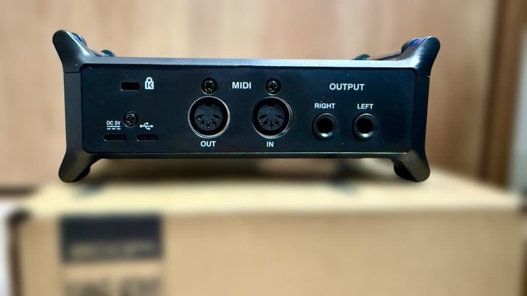 ZOOM UAC-232 USB-C オーディオインターフェース　使用少