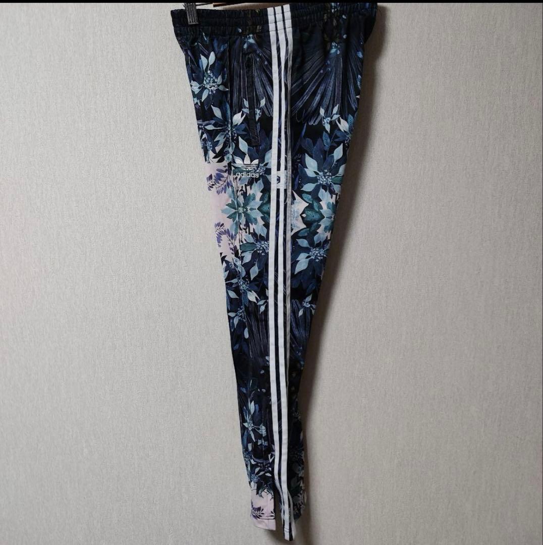 アディダス ジャージ上下 セットアップ 花柄 総柄 Romantic Woods