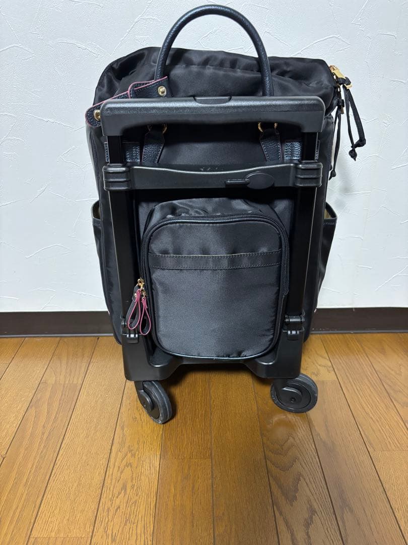 swany スワニー　キャリーバッグ　敬老の日のプレゼントに　シルバーカー