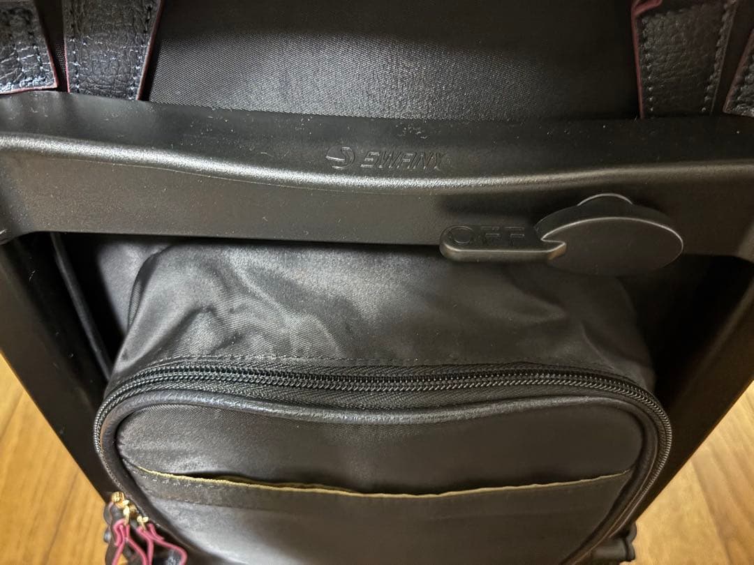 swany スワニー　キャリーバッグ　敬老の日のプレゼントに　シルバーカー