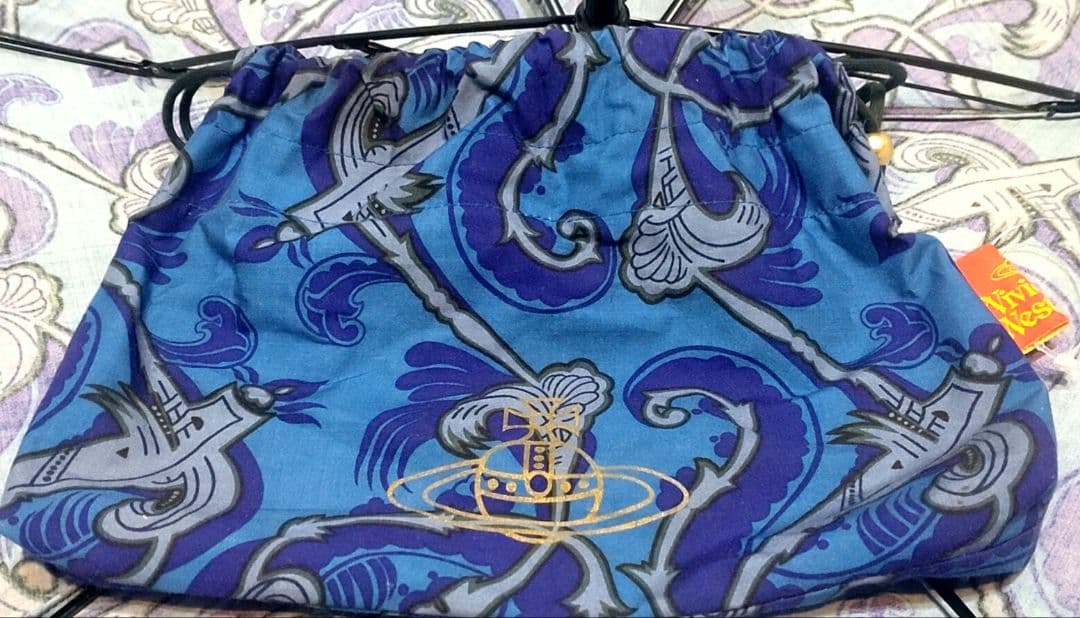 お*い様 VivienneWestwoodヴィヴィアンウエストウッドブルー折り畳