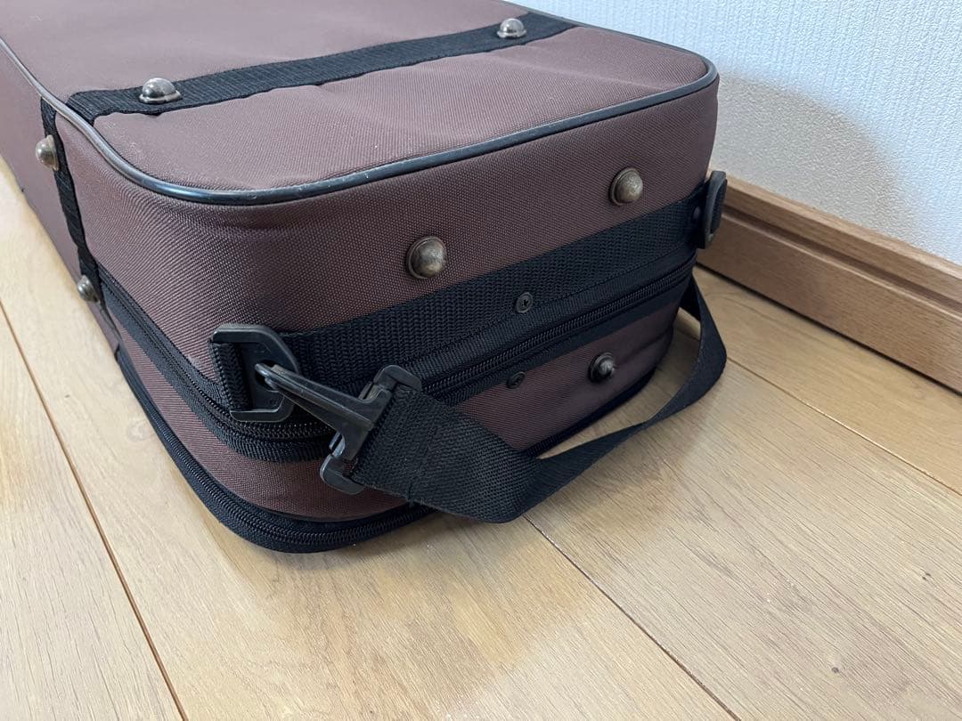 バイオリンケース/肩当て/松脂/消音ミュート セット