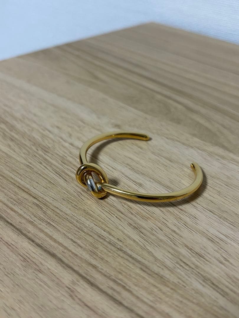 CELINE ノット エクストラシンブレスレット（ゴールド）