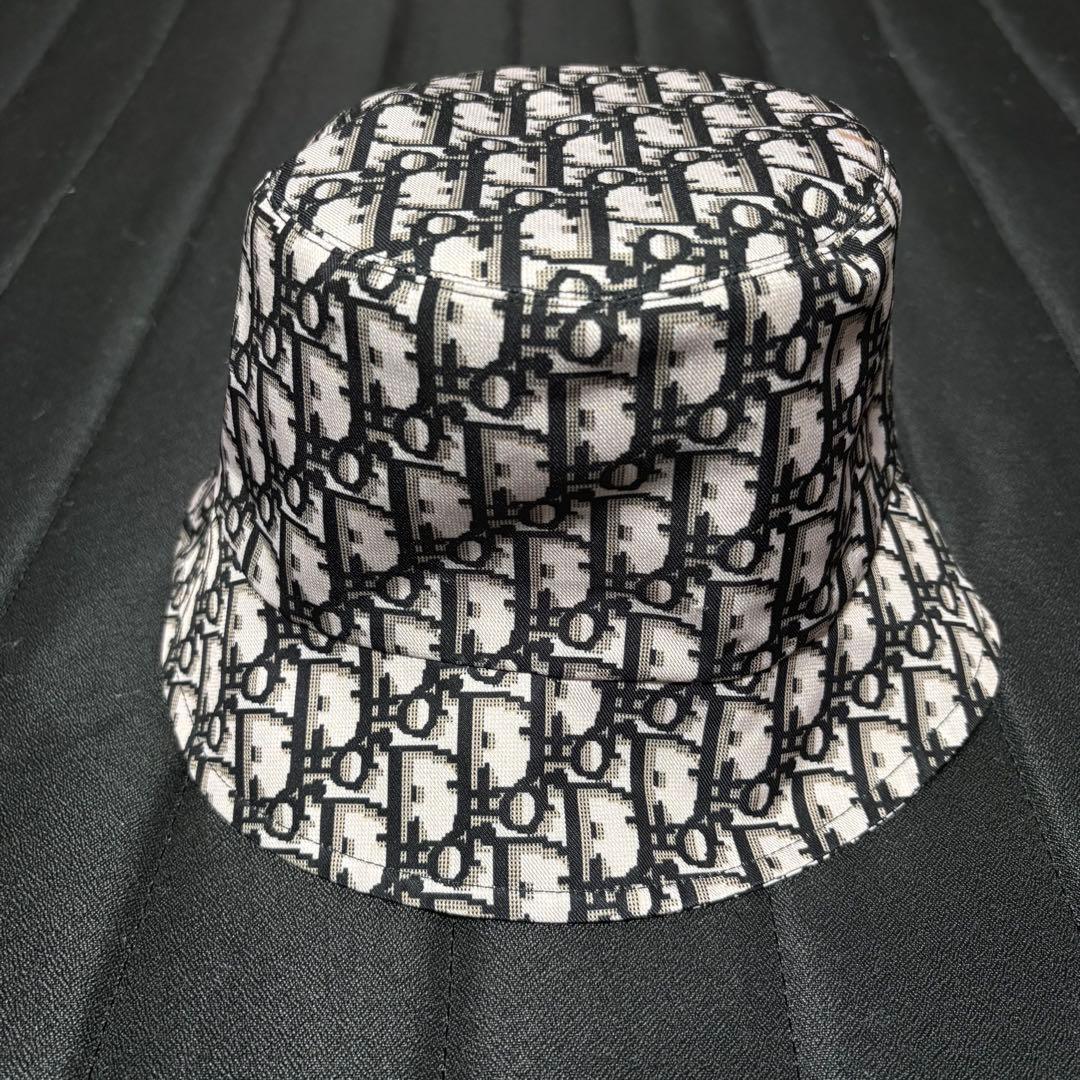 クリスチャンディオール　リバーシブルバケットハット