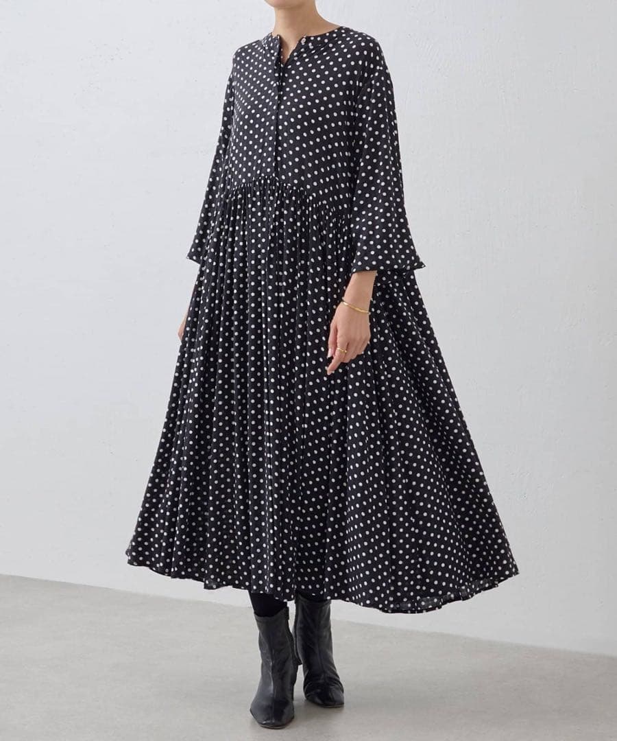 BEARDSLEY ドットギャザーボリューム袖ワンピース 2サイズ 2025新品