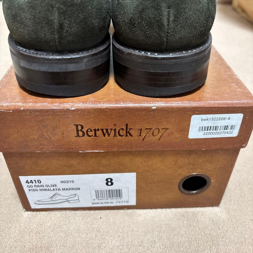 マ*イ様 Berwick 1707 グリーン スエード レースアップシューズ