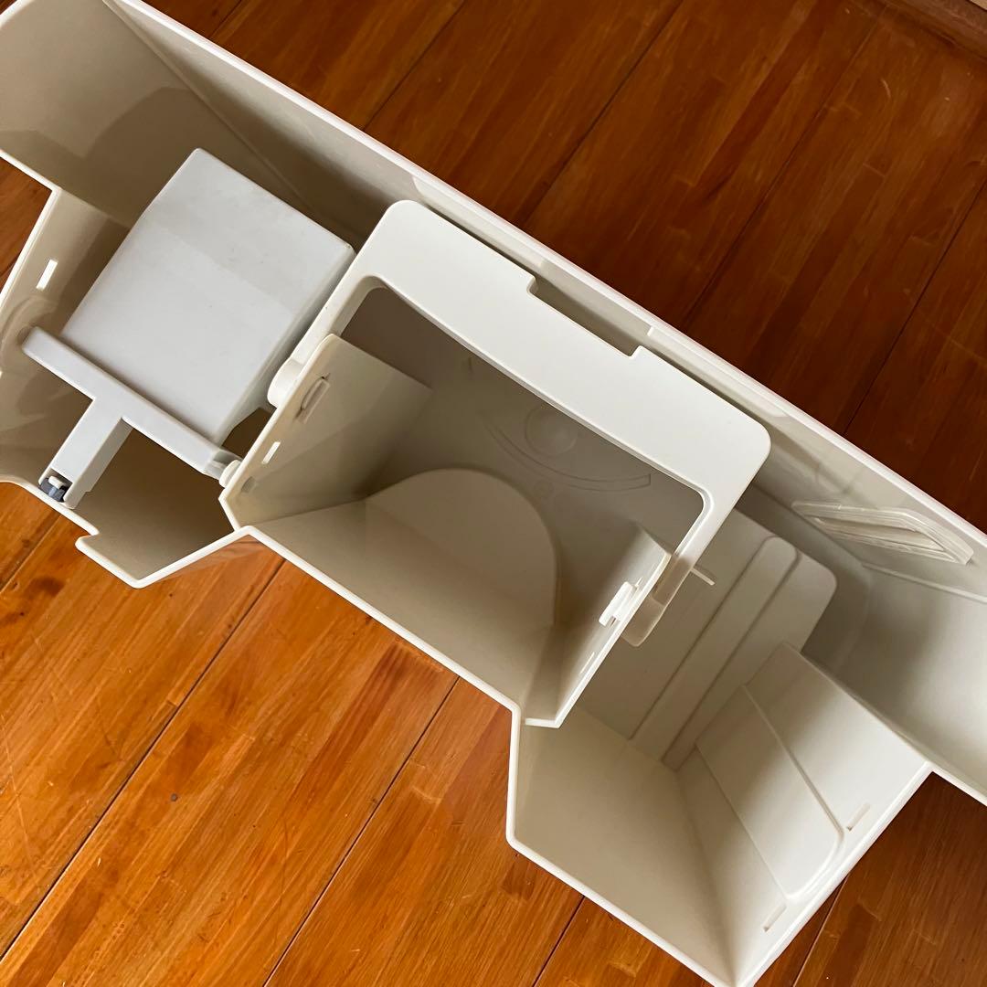 64さま専用　ナカトミ　除湿機 DM 10