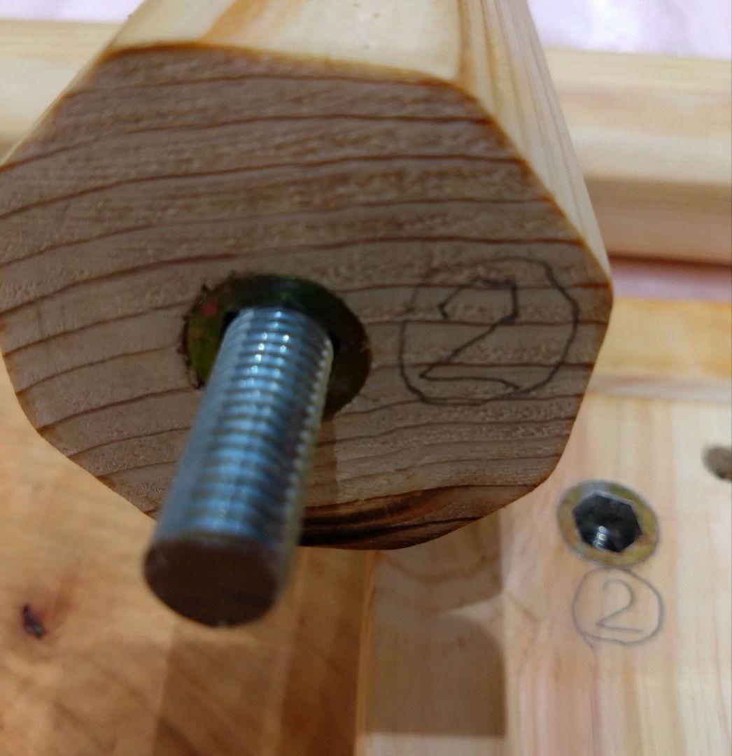 桜の木のローテーブル⑭　値下げ❕桜の模様が綺麗な耳付テーブル　リビング、ソファー