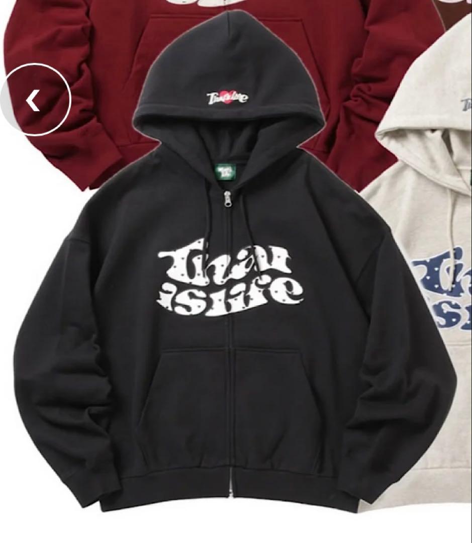 that's life ザッツライフ　黒パーカー　フロントロゴハートドット柄