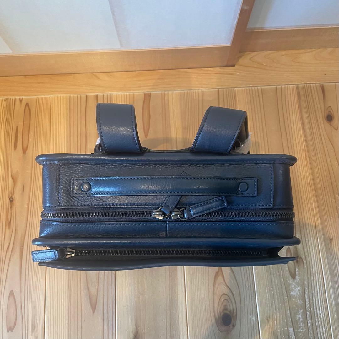 L レザービジネスバッグ 青