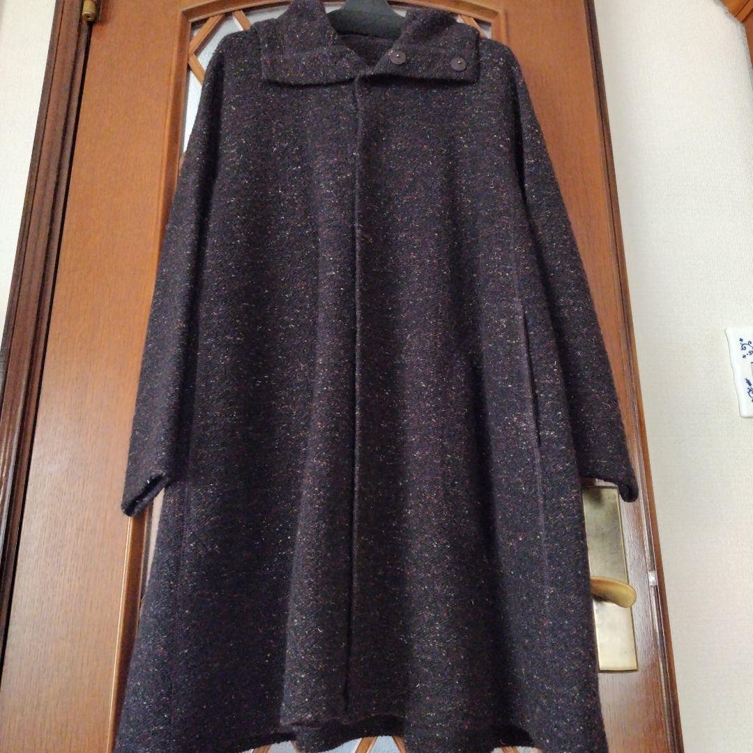 美品、ヨーガンレール　ネップツイードの軽くて暖かいコート2022 ブラウン