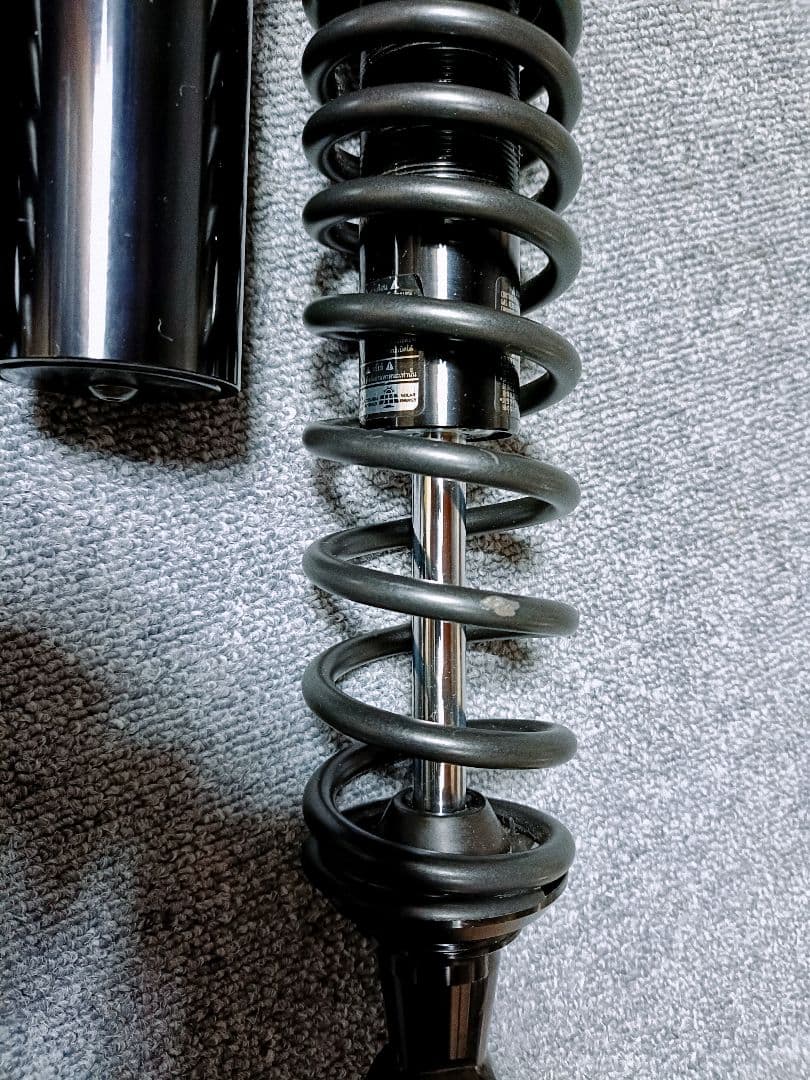 YSS製 CB400SF NC42 NC39 リアサス 定価74,800円 純正