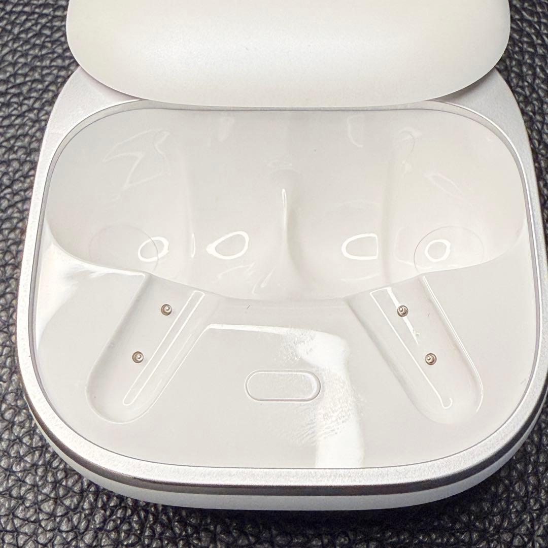 【中古品】Soundcore Liberty5　外箱なし　ケースに若干使用感有り