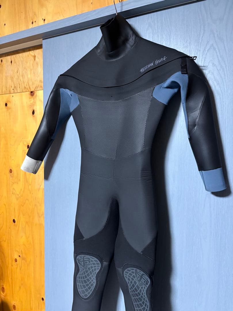 FELLON SURF☆ウエットスーツ（140㎝）