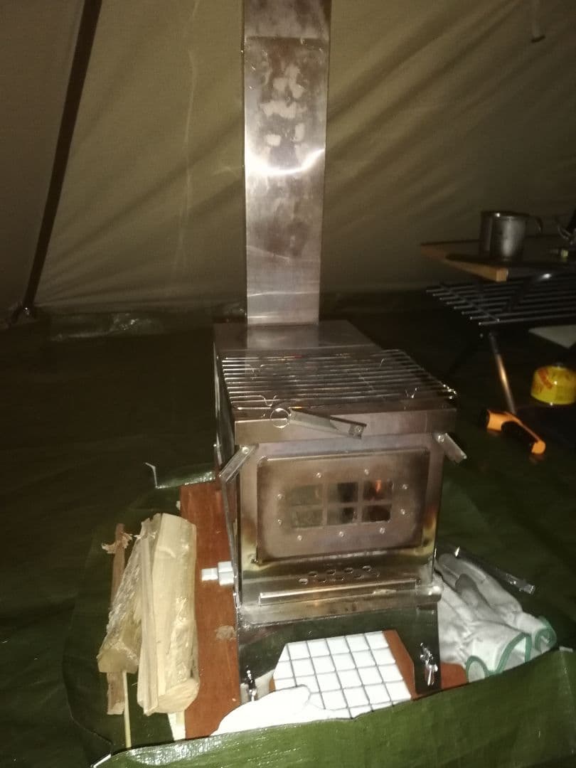 笑's(SHO'S)の薪ストーブ(焚き火の箱)