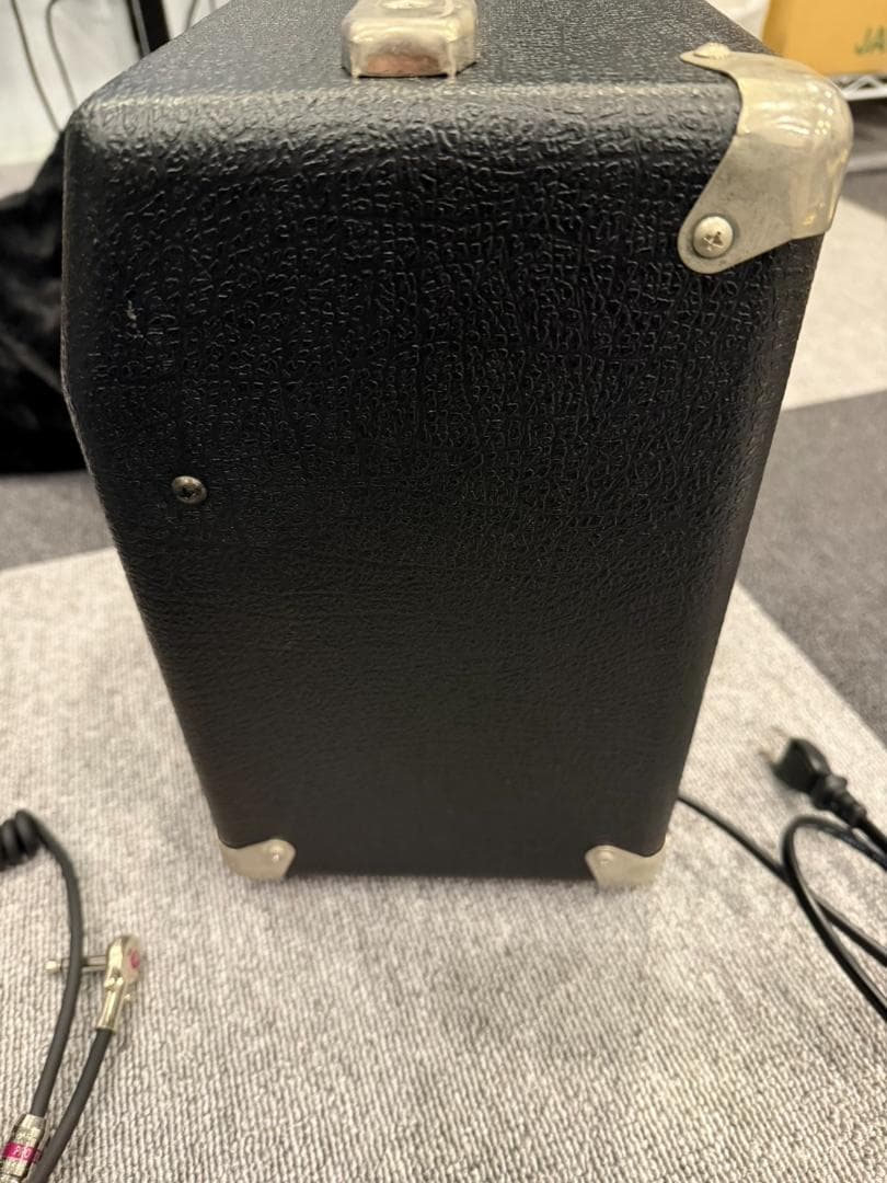 Fender Bassboy ベース用アンプ 小型 ケーブル付き