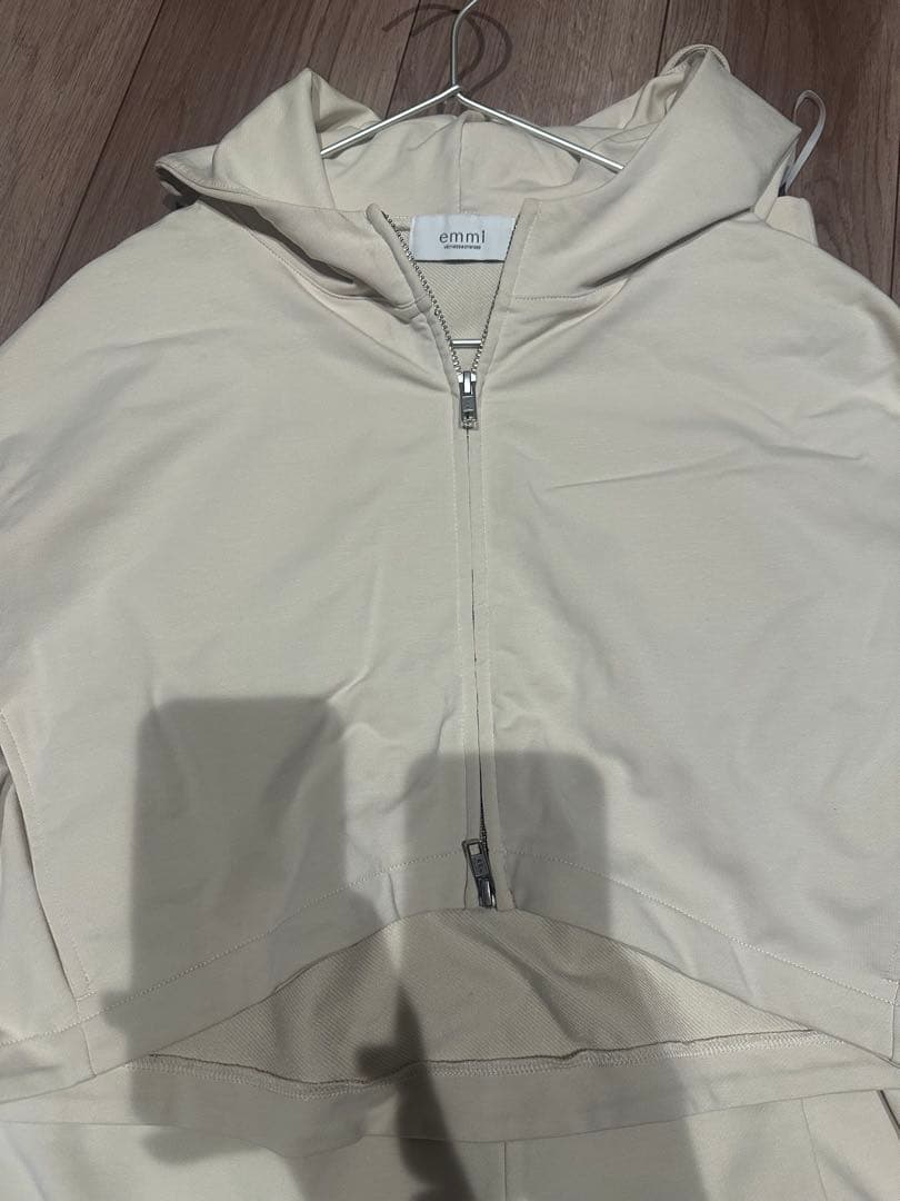 emmi パーカー×ベアオールインワンセット