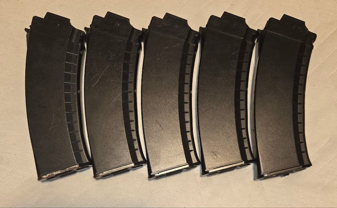 東京マルイ 次世代電動ガン AK74 多段マガジン4本付 動作良好