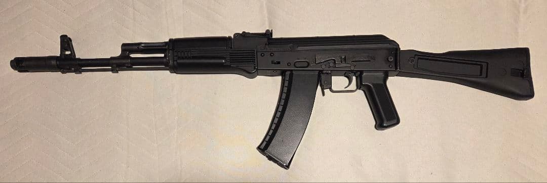 東京マルイ 次世代電動ガン AK74 多段マガジン4本付 動作良好