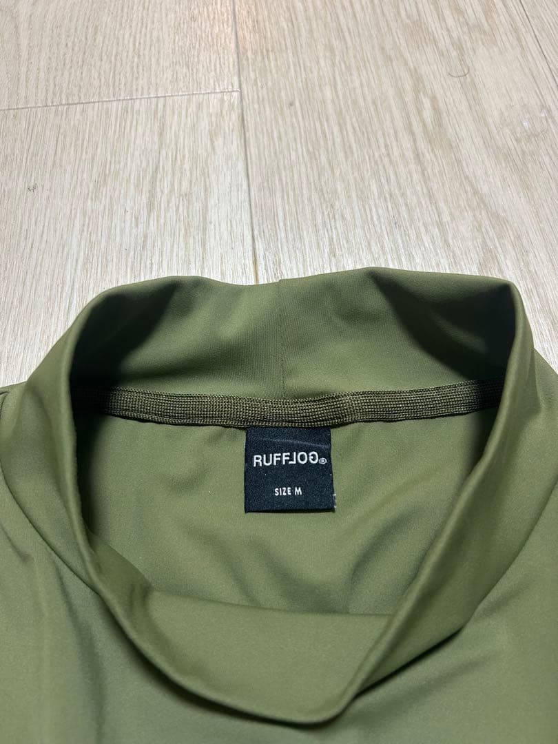 RUFFLOGオリーブ ハイネック長袖シャツ