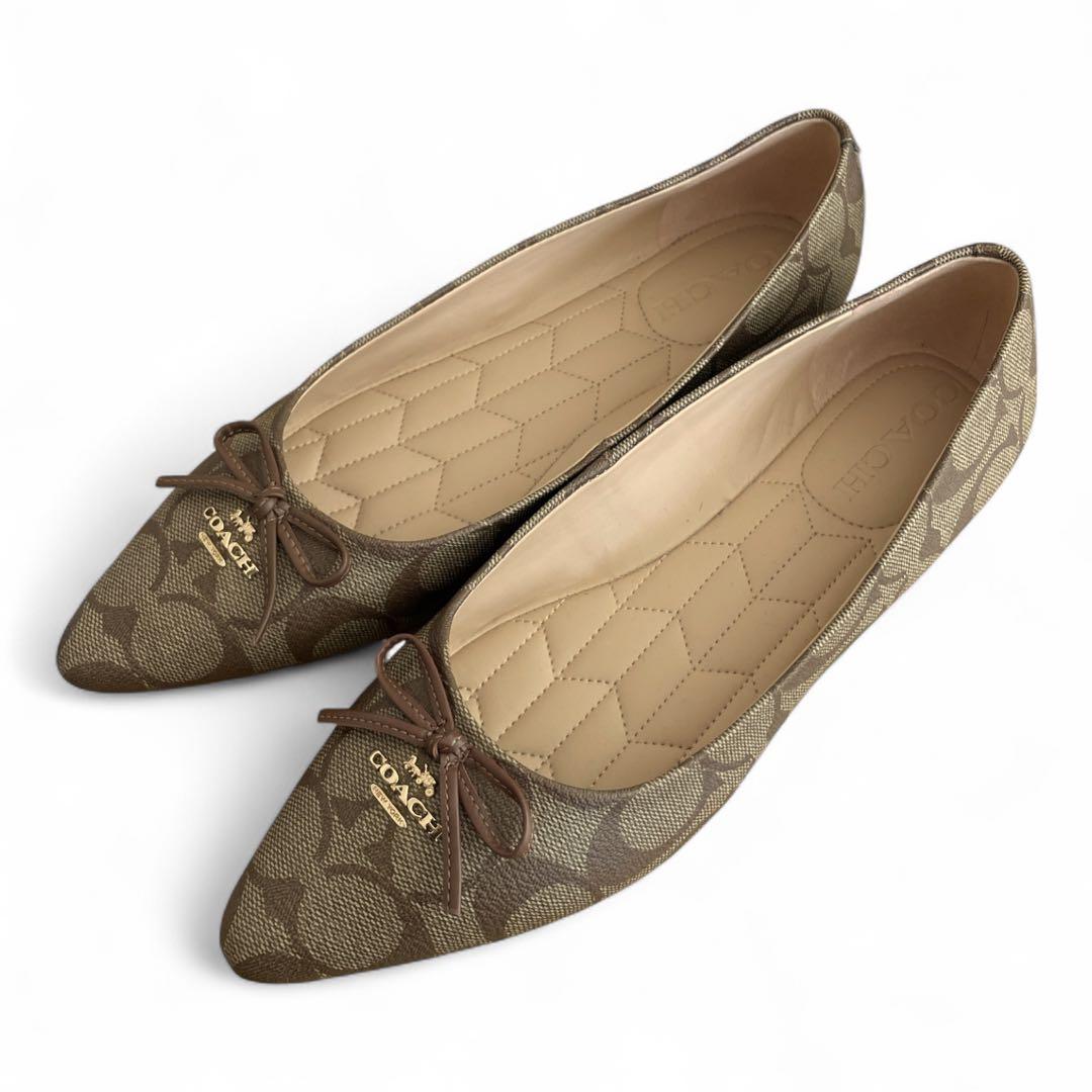 極美品　コーチ　シグネチャー　フラットシューズ　パンプス　リボン　ロゴ　24㎝