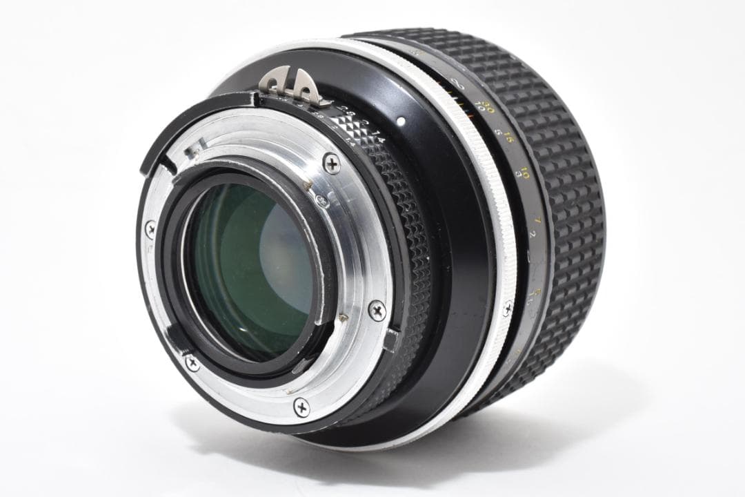 ニコン Nikon Ai-S NIKKOR 85mm F1.4 《動作確認済》