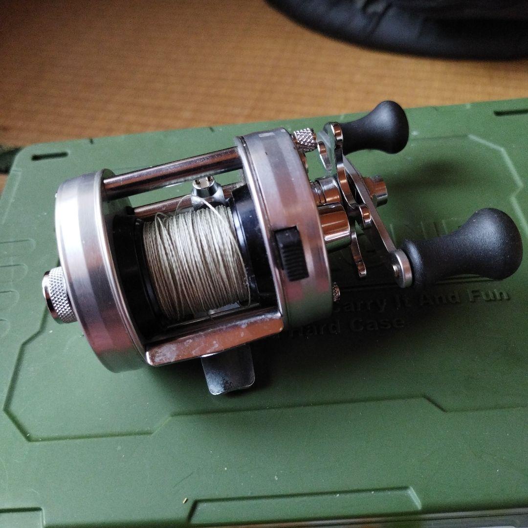 ABU アブガルシア アンバサダー2500c IAR 右ハンドル