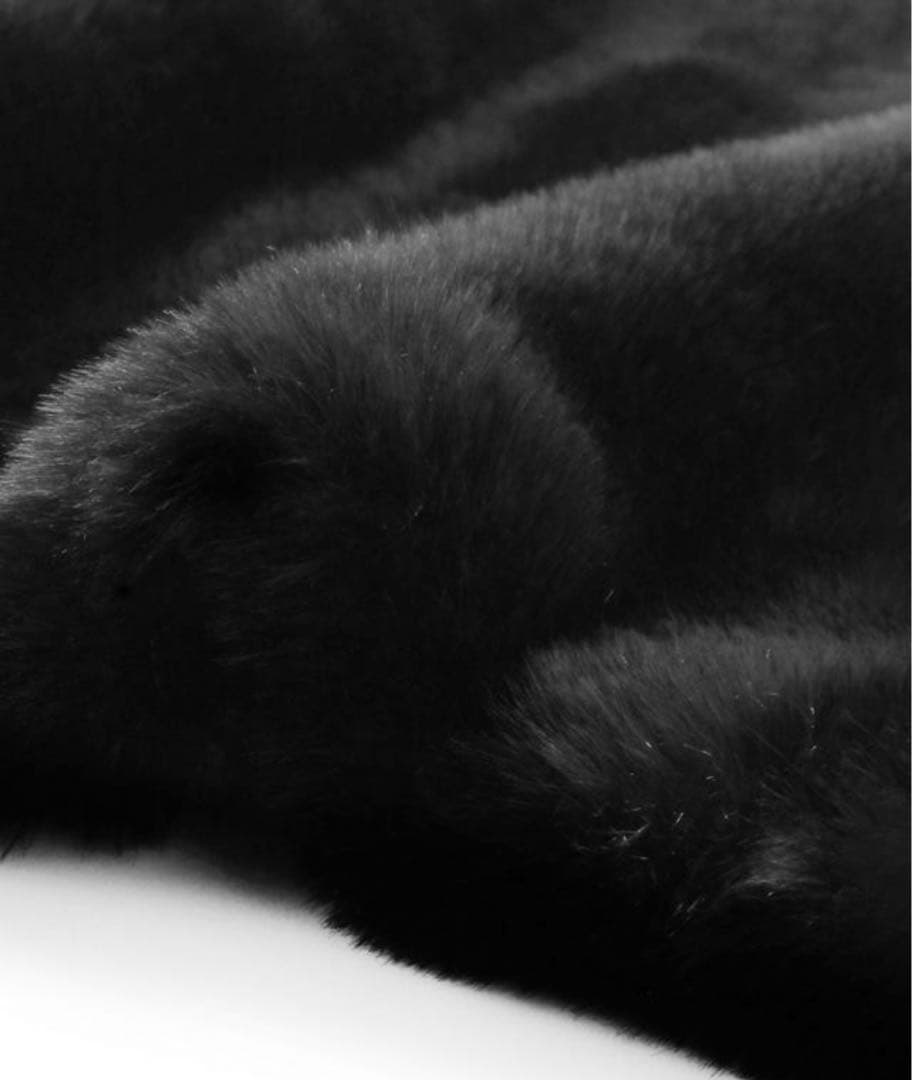 ジェンヌJENNEリッチボリュームファーケープ ブラック【タグ付き新品】