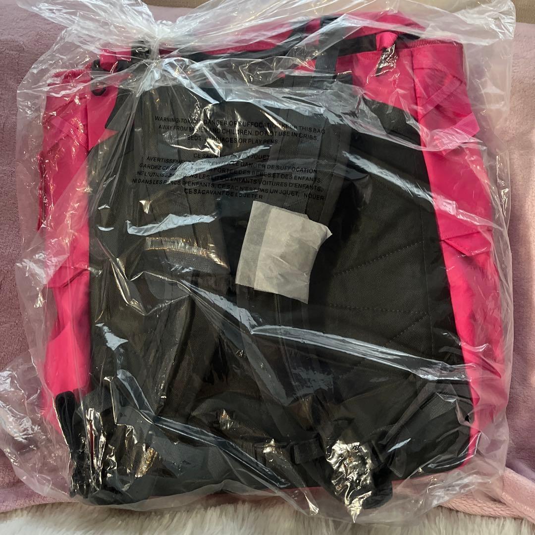 ノースフェイス　リュック　ピンク