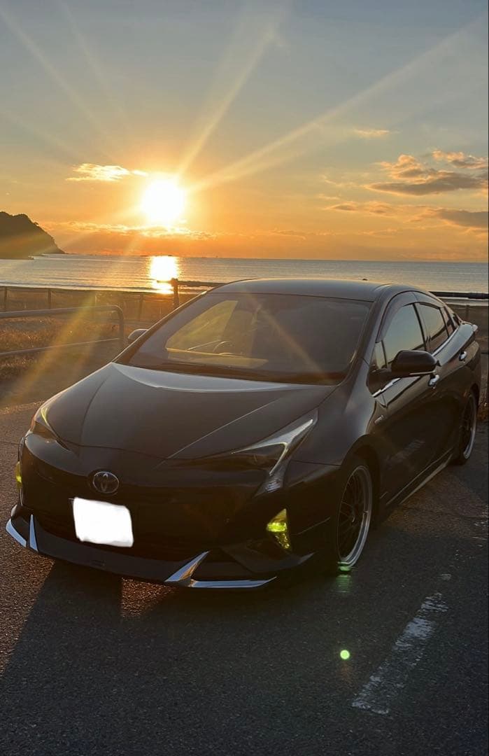 50プリウス インナーブラック　ヘッドライト