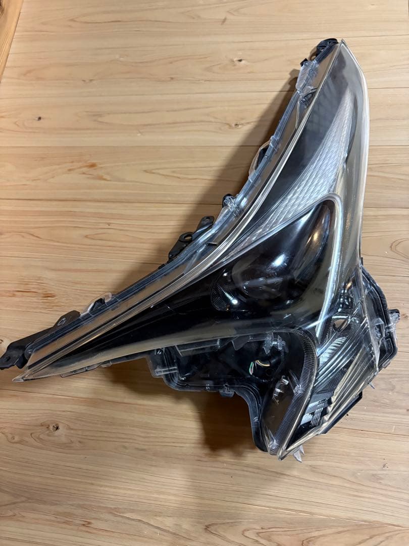 50プリウス インナーブラック　ヘッドライト