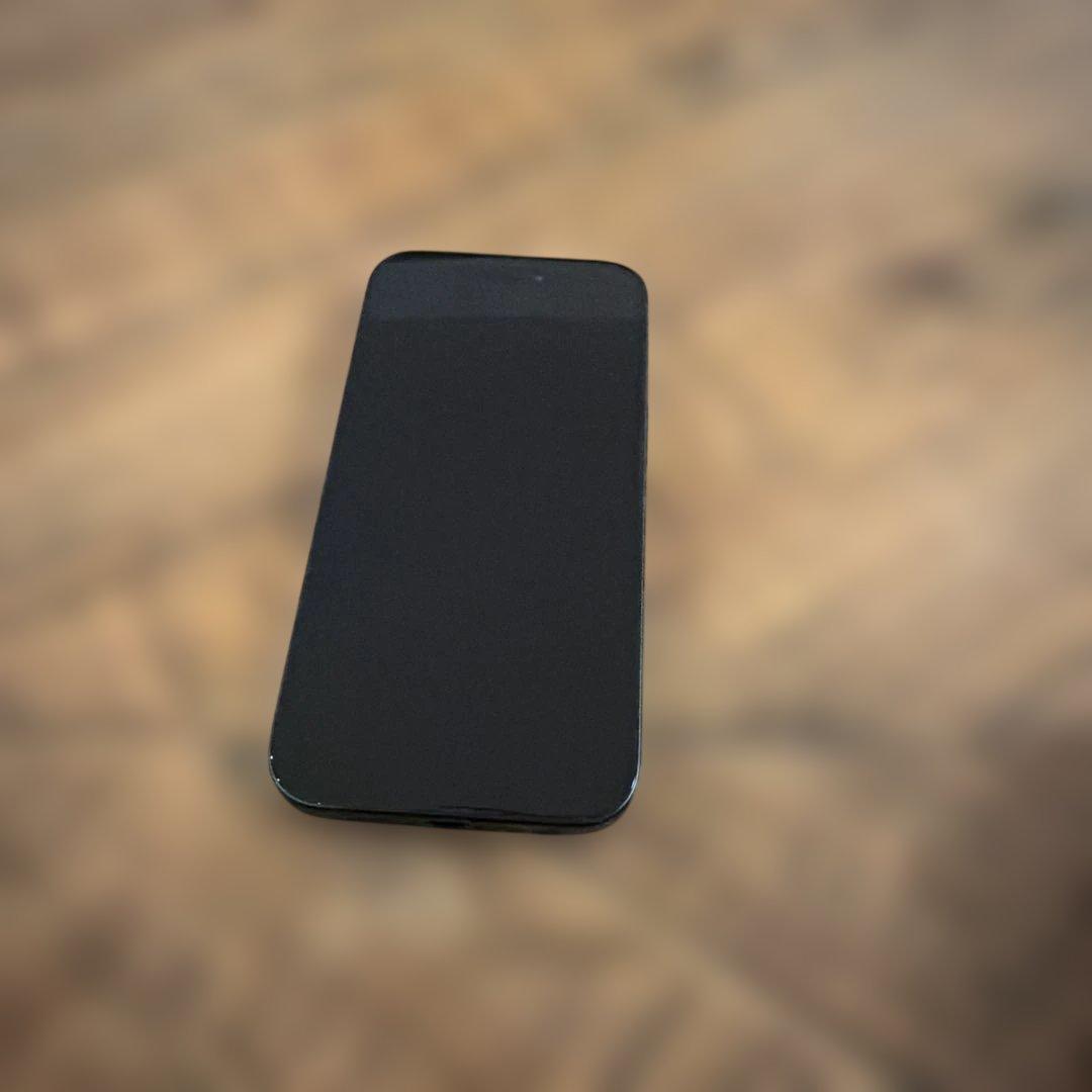 【美品】Apple iPhone 15 ブラック 本体※値下げ不可