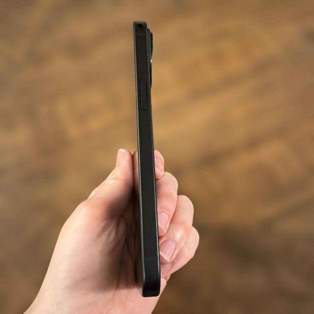 【美品】Apple iPhone 15 ブラック 本体※値下げ不可