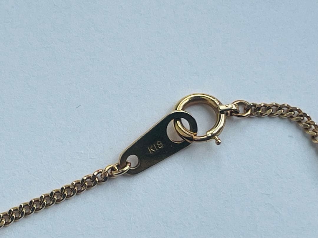 18金ゴールド製のペンダントネックレス 箱付き中古良品