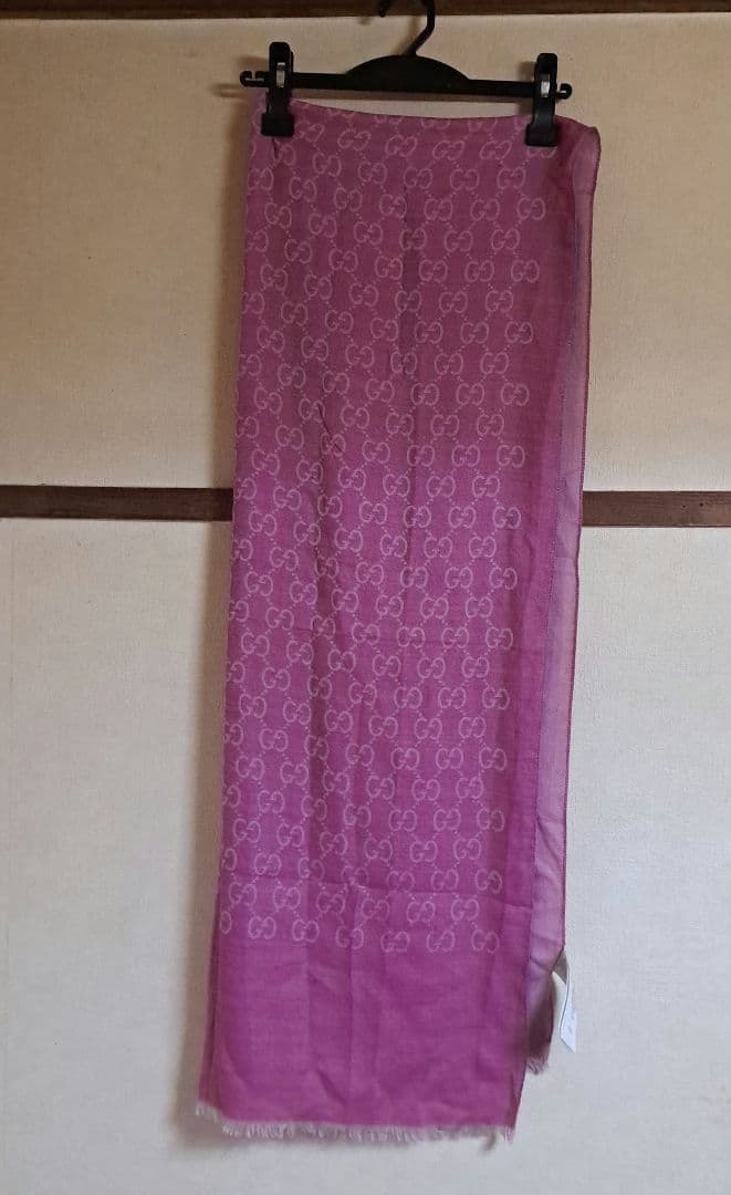 GUCCI ピンク マフラー ストール GG柄