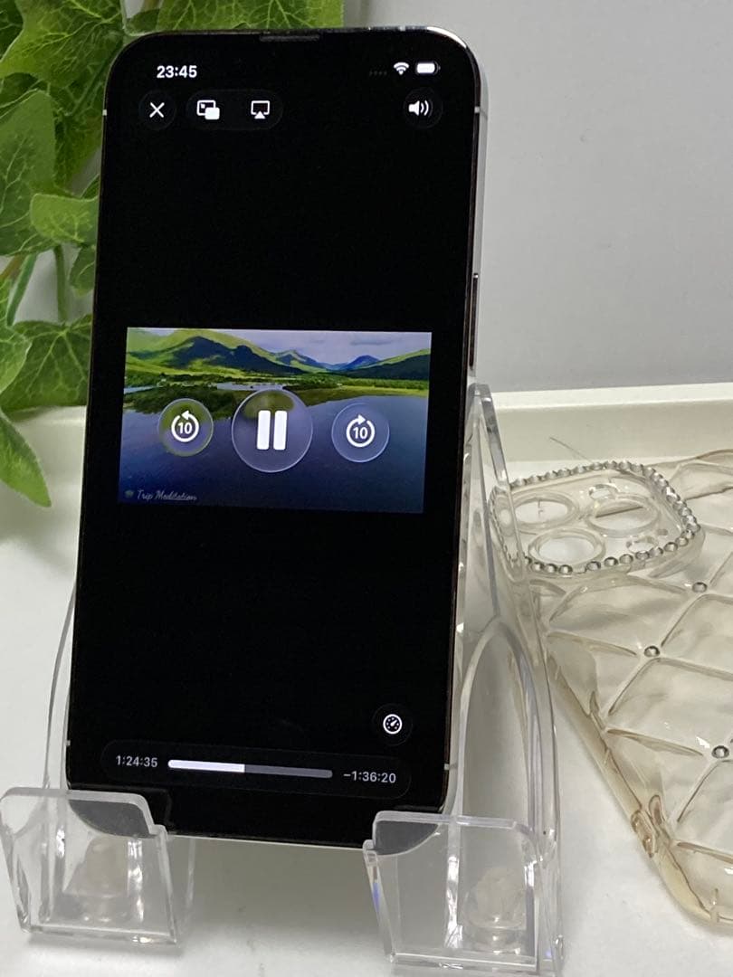 iPhone 13 Pro 512GB シルバー SIMフリー⭐️ ケースおまけ。