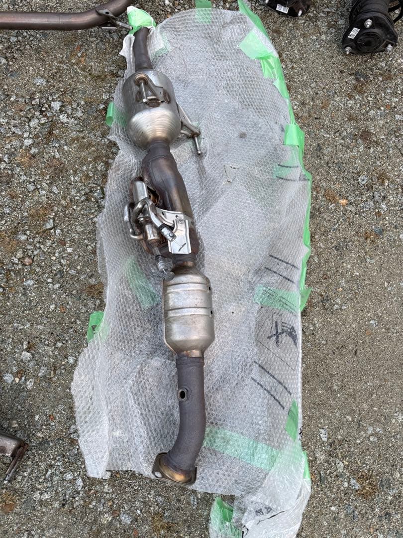 50プリウス 純正触媒