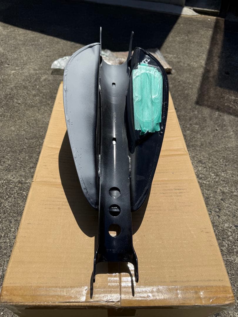 スポーツスター　フォーティーエイト　タンク