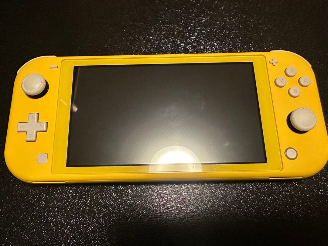 Switchライト 黄色