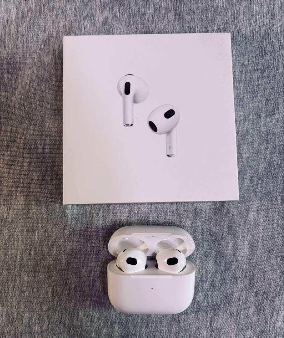 AirPods3本体 ホワイト 充電ケース付き