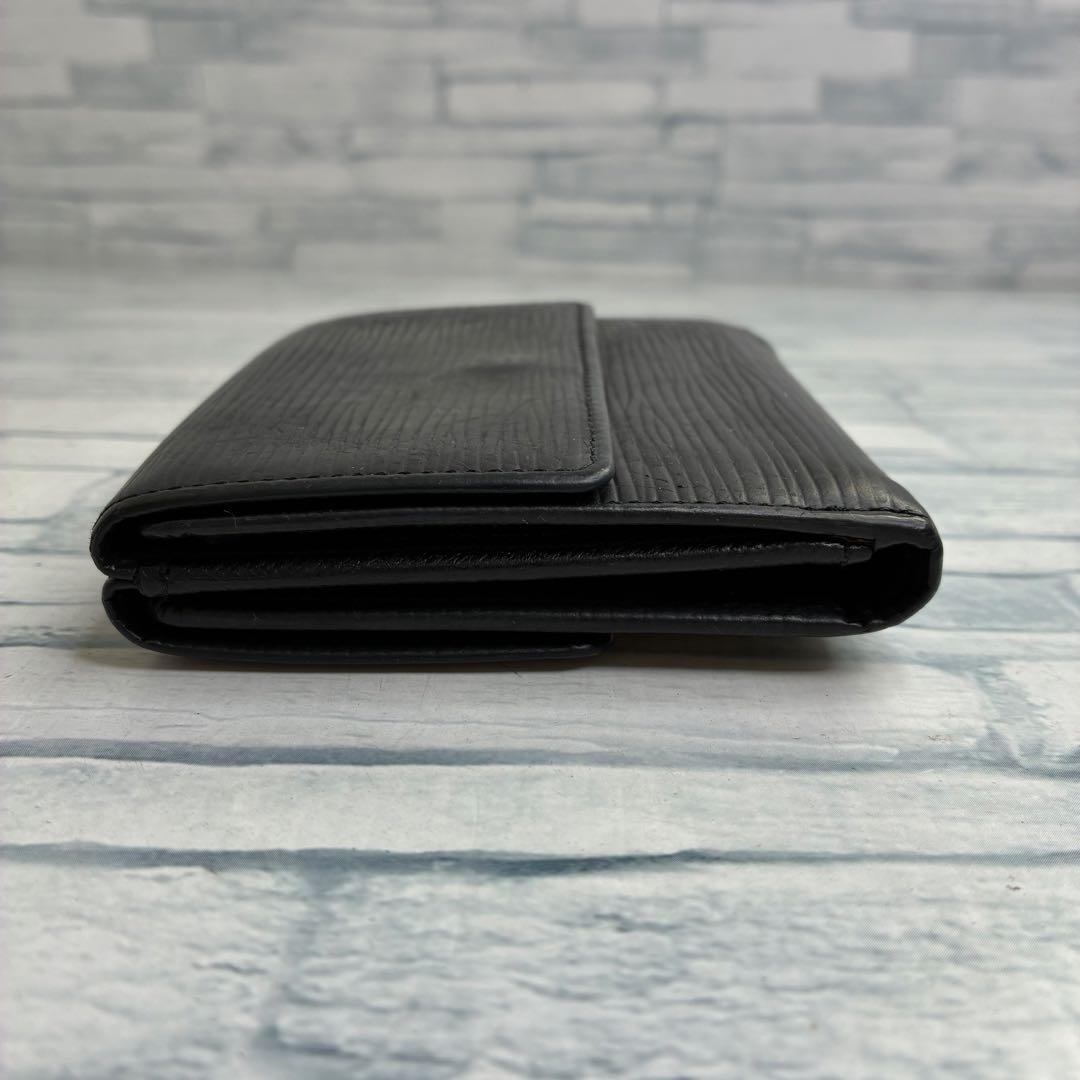 極美品　50 ルイヴィトン　エピ 三つ折り財布　二つ折り財布　Ｗホック kt5